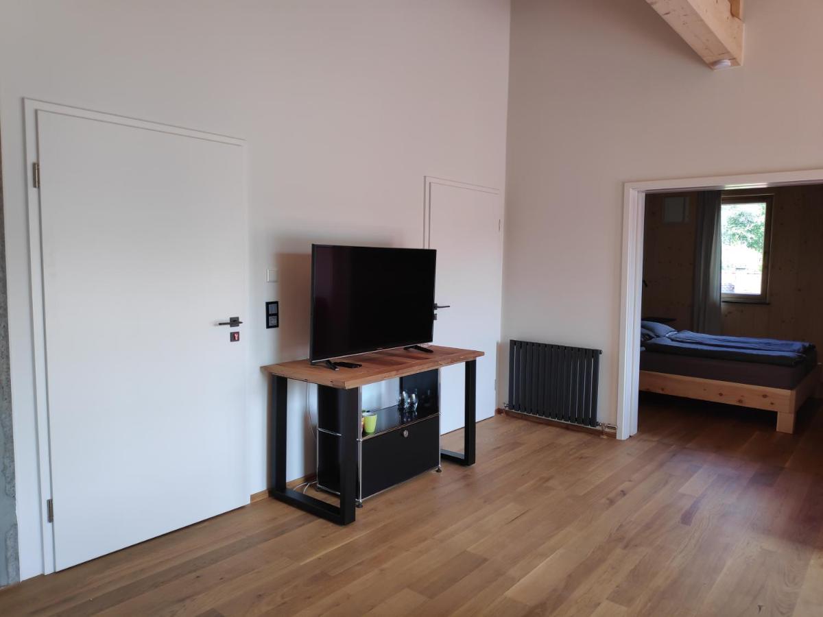 Ferienwohnungen Und Zimmer In Reutlingen-Goenningen 외부 사진