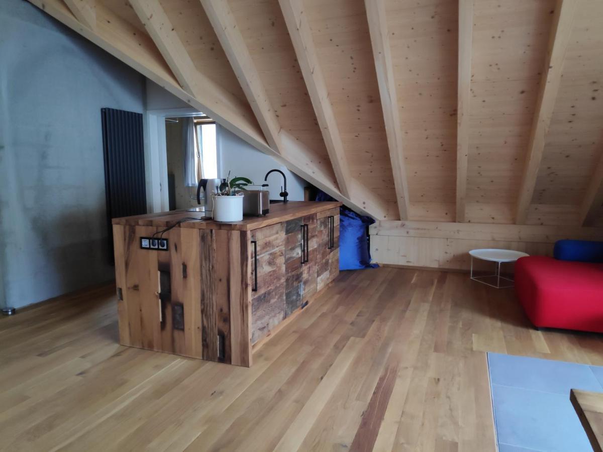Ferienwohnungen Und Zimmer In Reutlingen-Goenningen 외부 사진